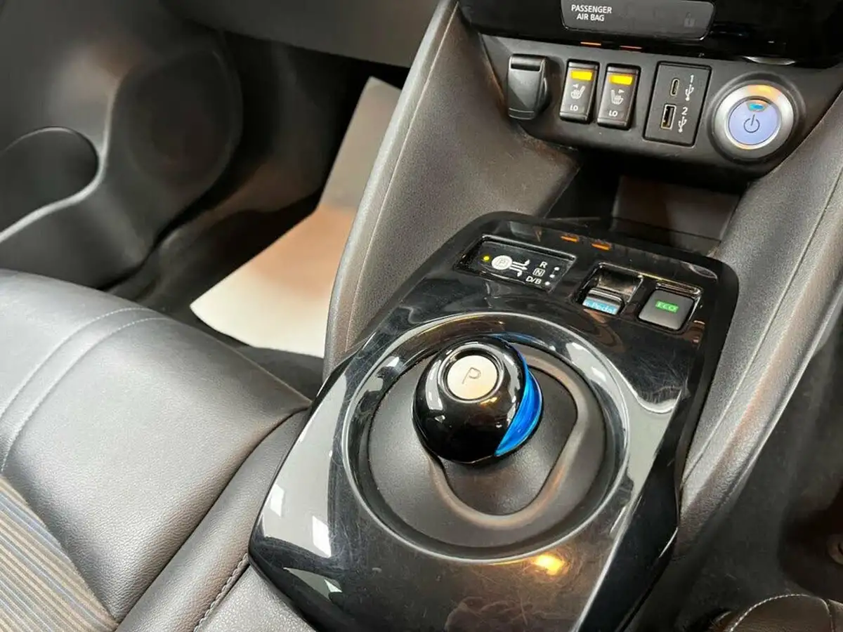 2021-nissan-leaf-e-n-connecta-big-23