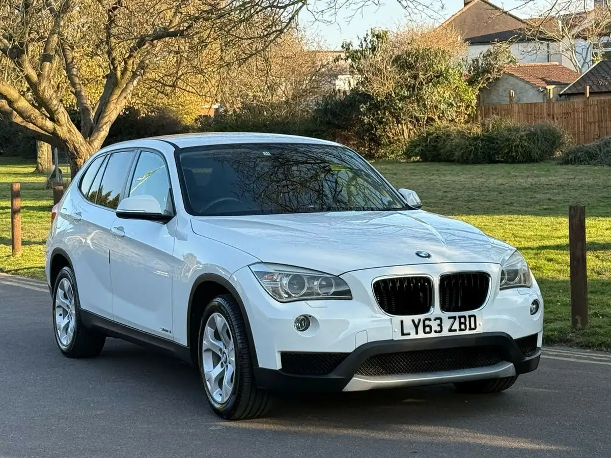 2013-bmw-x1-big-3