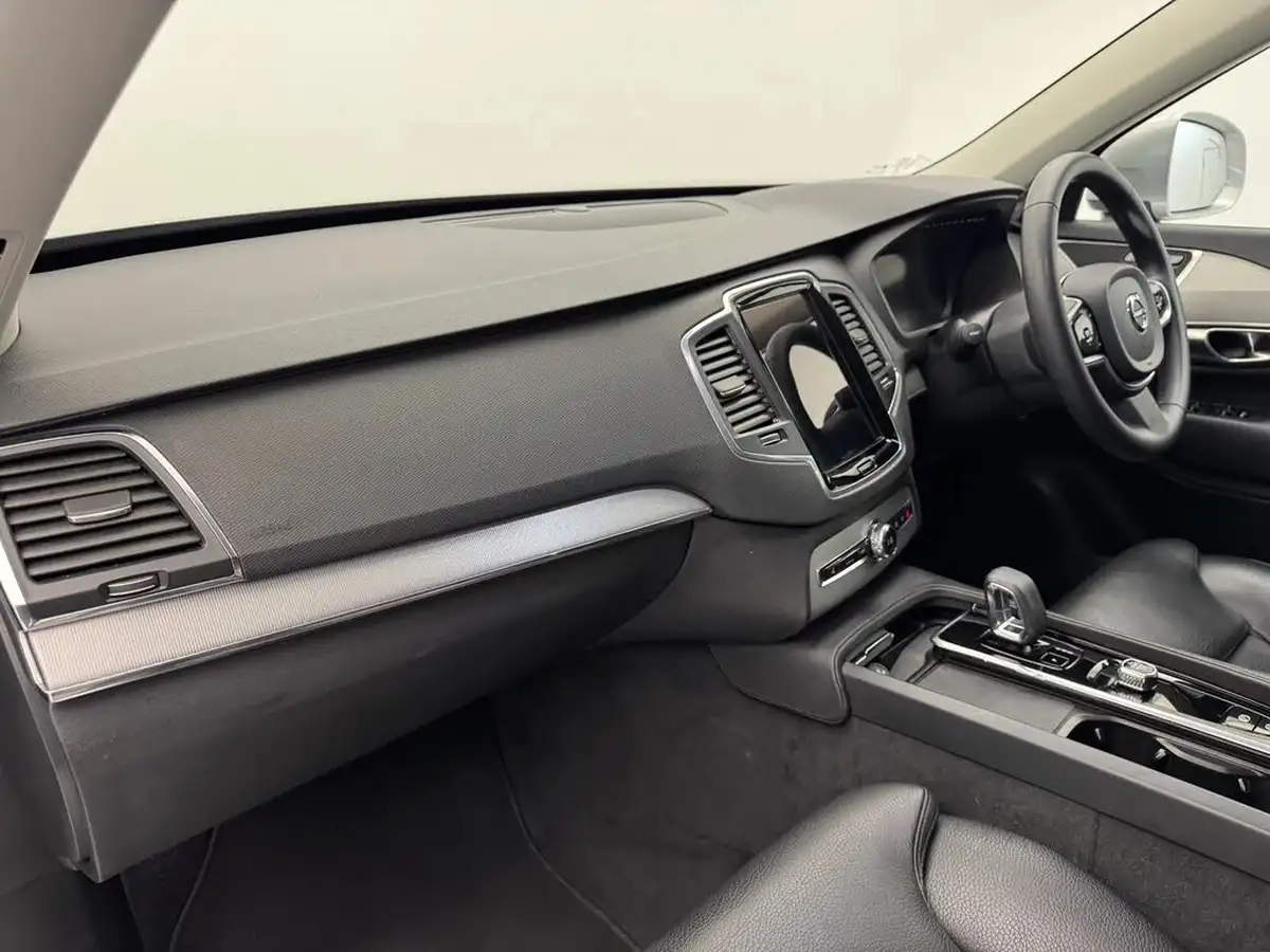 2023-volvo-xc90-20-b5-core-big-13