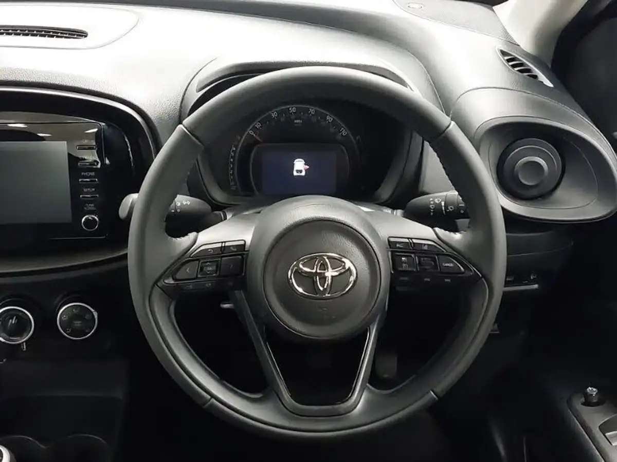 2023-toyota-aygo-x-10-vvt-i-pure-big-6