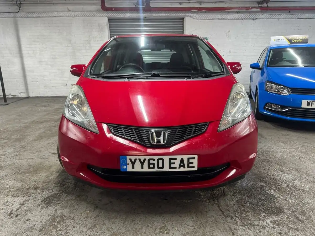 2010-honda-jazz-14-es-big-6