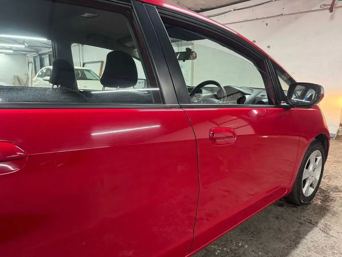 2010-honda-jazz-14-es-big-30