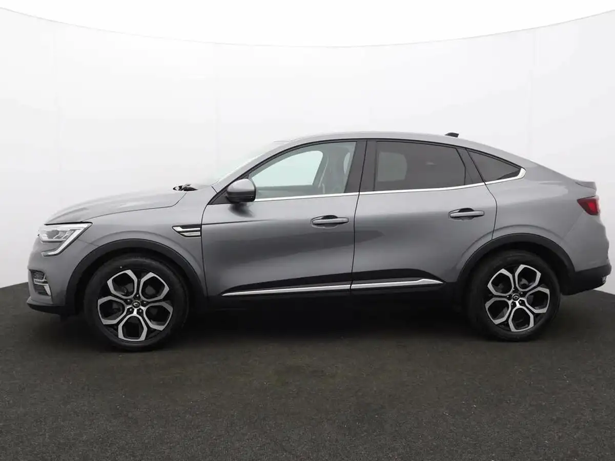 2022-renault-arkana-16-s-edition-big-3