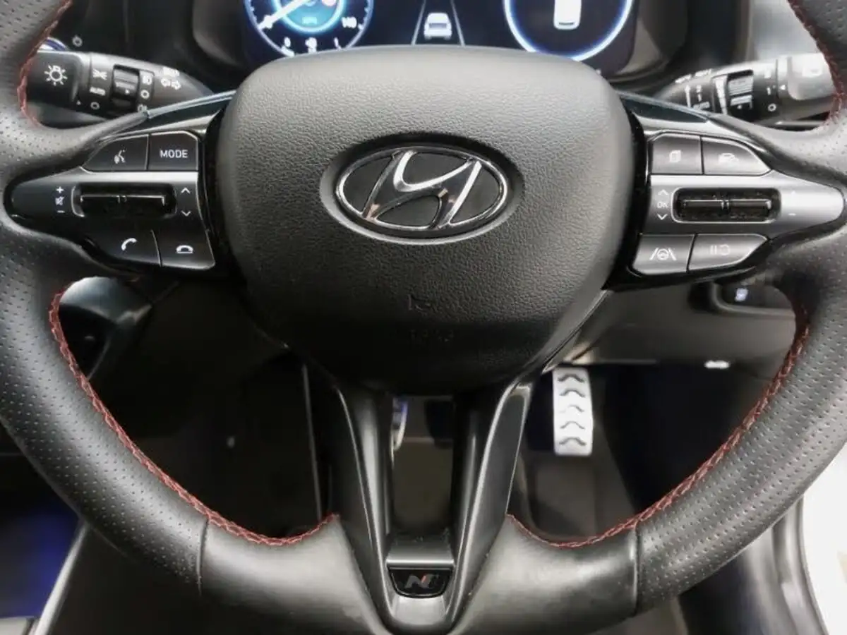 2023-hyundai-i20-10-t-gdi-n-line-eclutch-imt-big-15