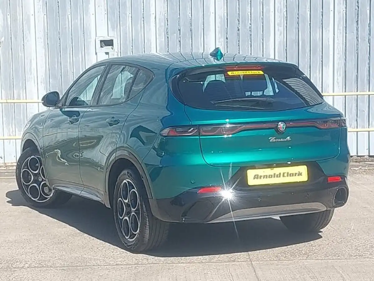 2023-alfa-romeo-tonale-15-ti-big-1