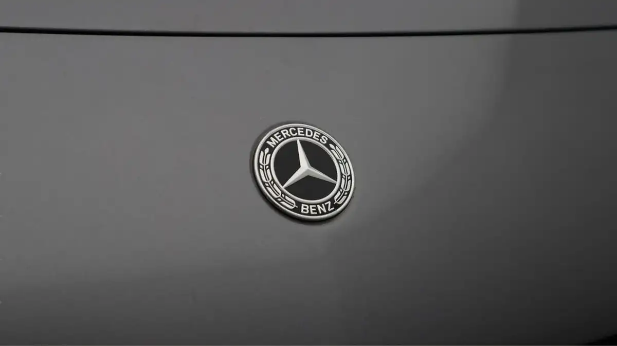 2021-mercedes-benz-a-class-20-a250-amg-line-executive-edition-saloon-4d-big-21