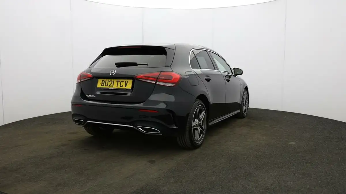 2021-mercedes-benz-a-class-13-a250e-amg-line-hatchback-5d-big-58