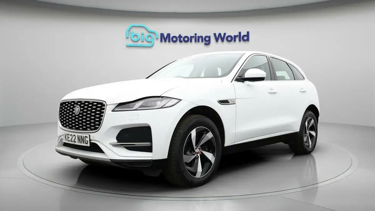 2022-jaguar-f-pace-20-d200-s-big-2