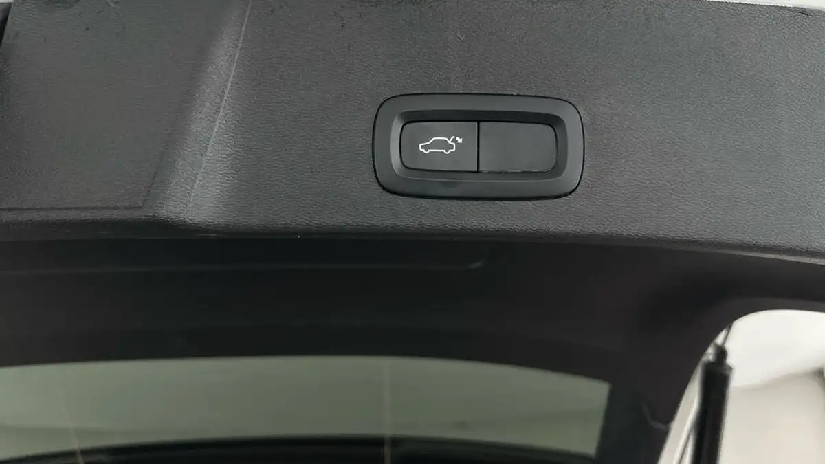 2021-volvo-xc40-15-t3-r-design-161bhp-auto-big-39