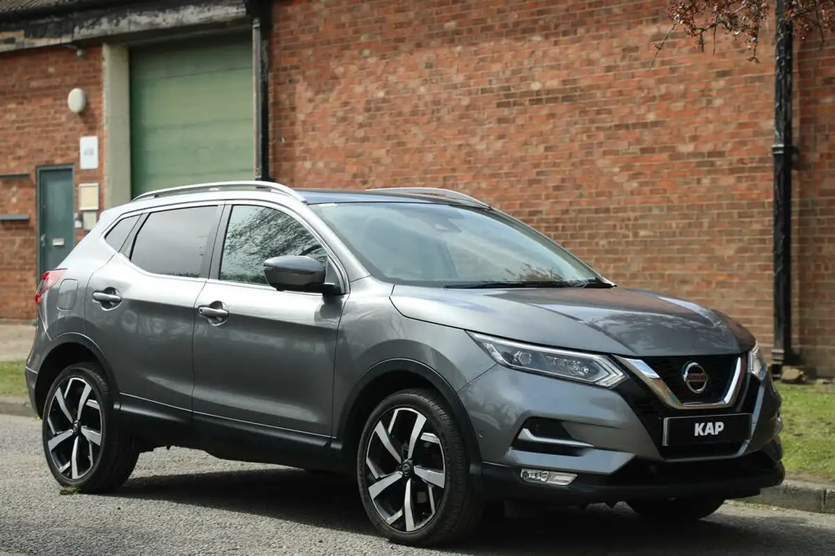 2019-nissan-qashqai-13-dig-t-tekna-140ps-big-2
