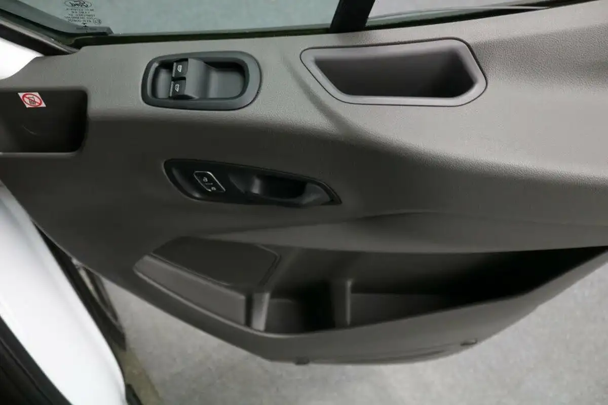 2022-ford-transit-big-60