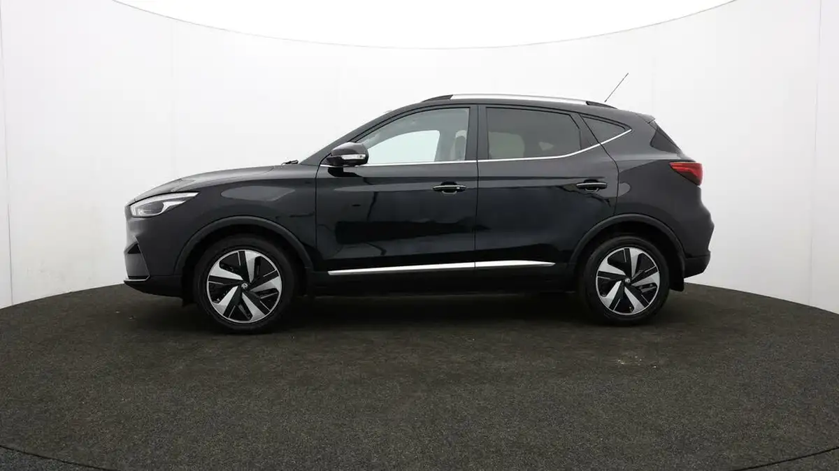 2023-mg-zs-suv-e-trophy-connect-ev-156ps-long-range-big-61