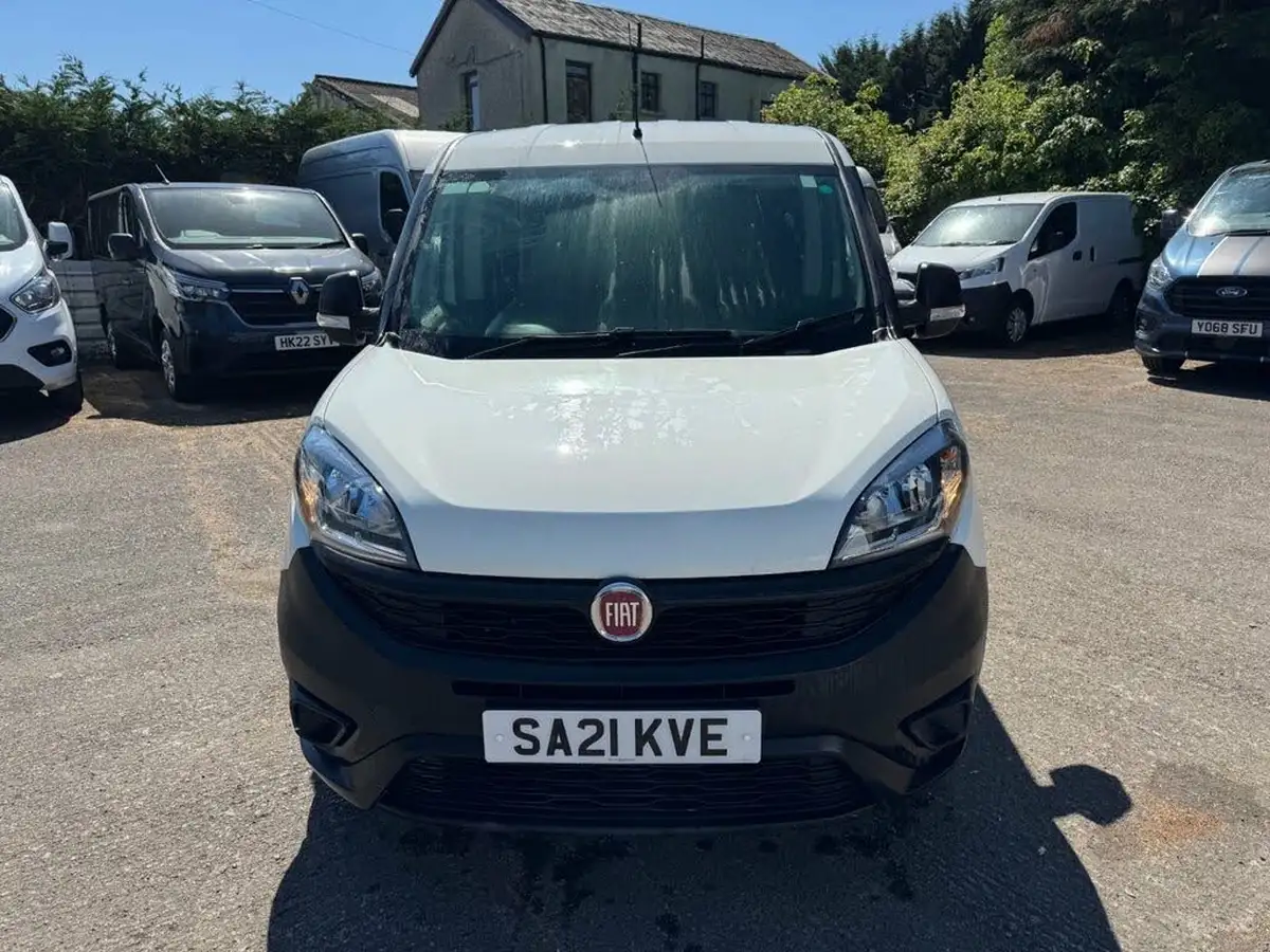 2021-fiat-doblo-cargo-13td-l1h1-80bhpeu6dt-panel-van-big-7