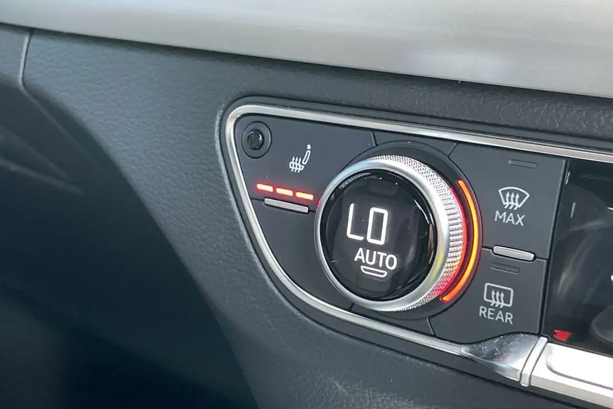 2023-audi-q5-20-45-tfsi-s-line-station-wagon-big-66
