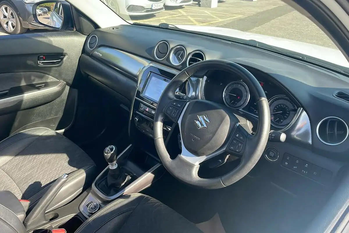2018-suzuki-vitara-14-boosterjet-sz5-allgrip-big-12