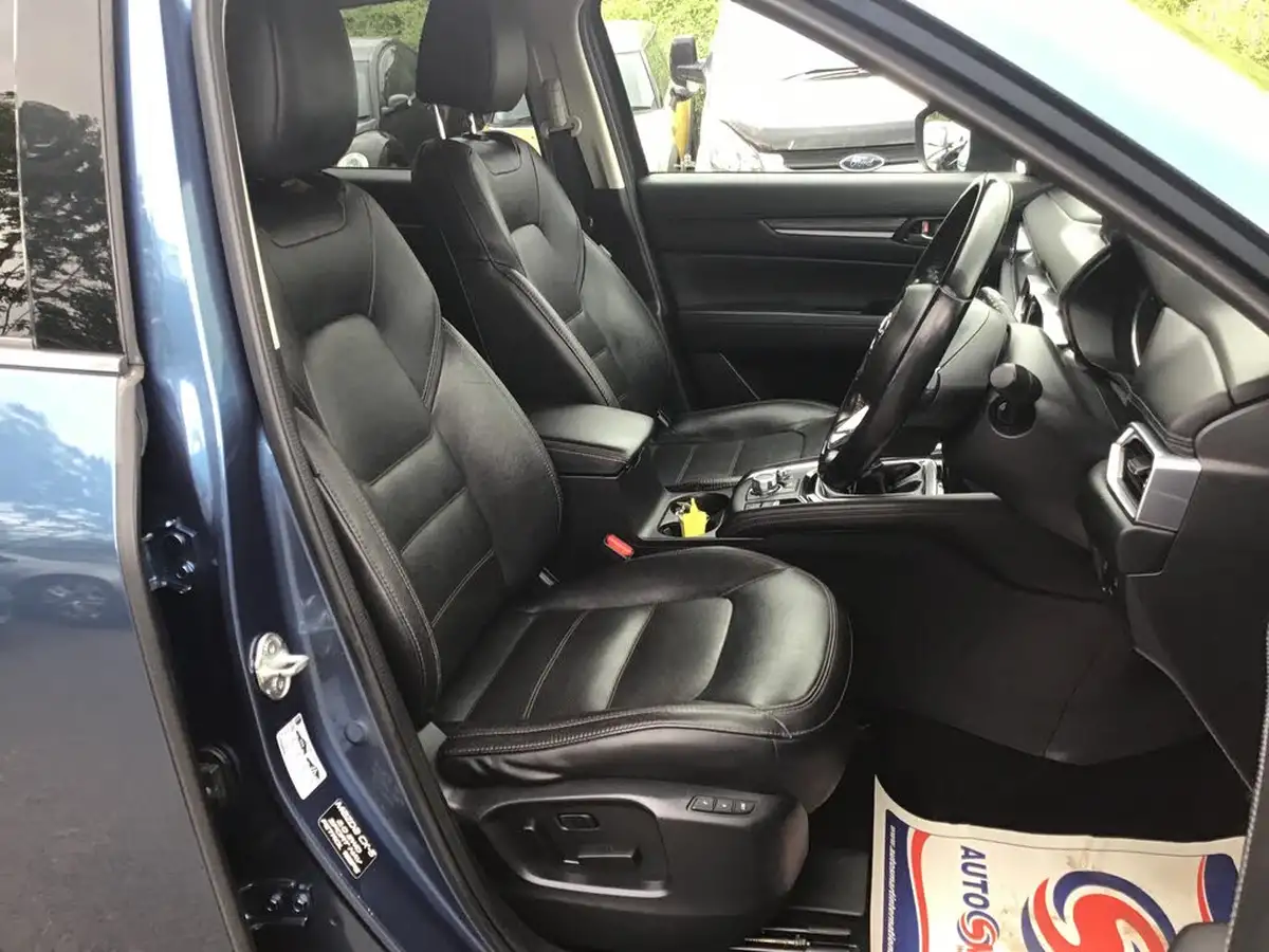 2017-mazda-cx-5-20-sport-nav-big-8