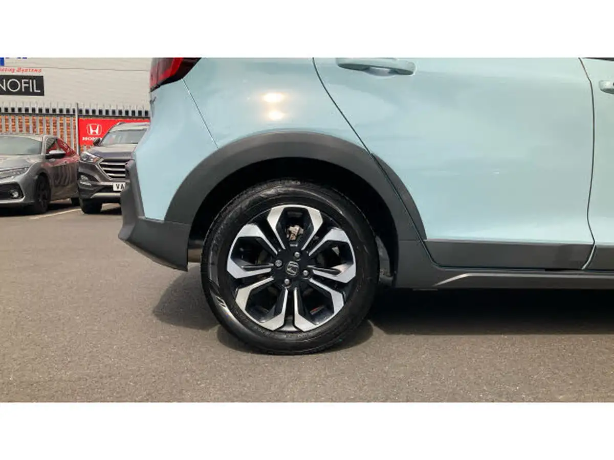 2021-honda-jazz-15-i-mmd-crosstar-ex-107ps-big-8