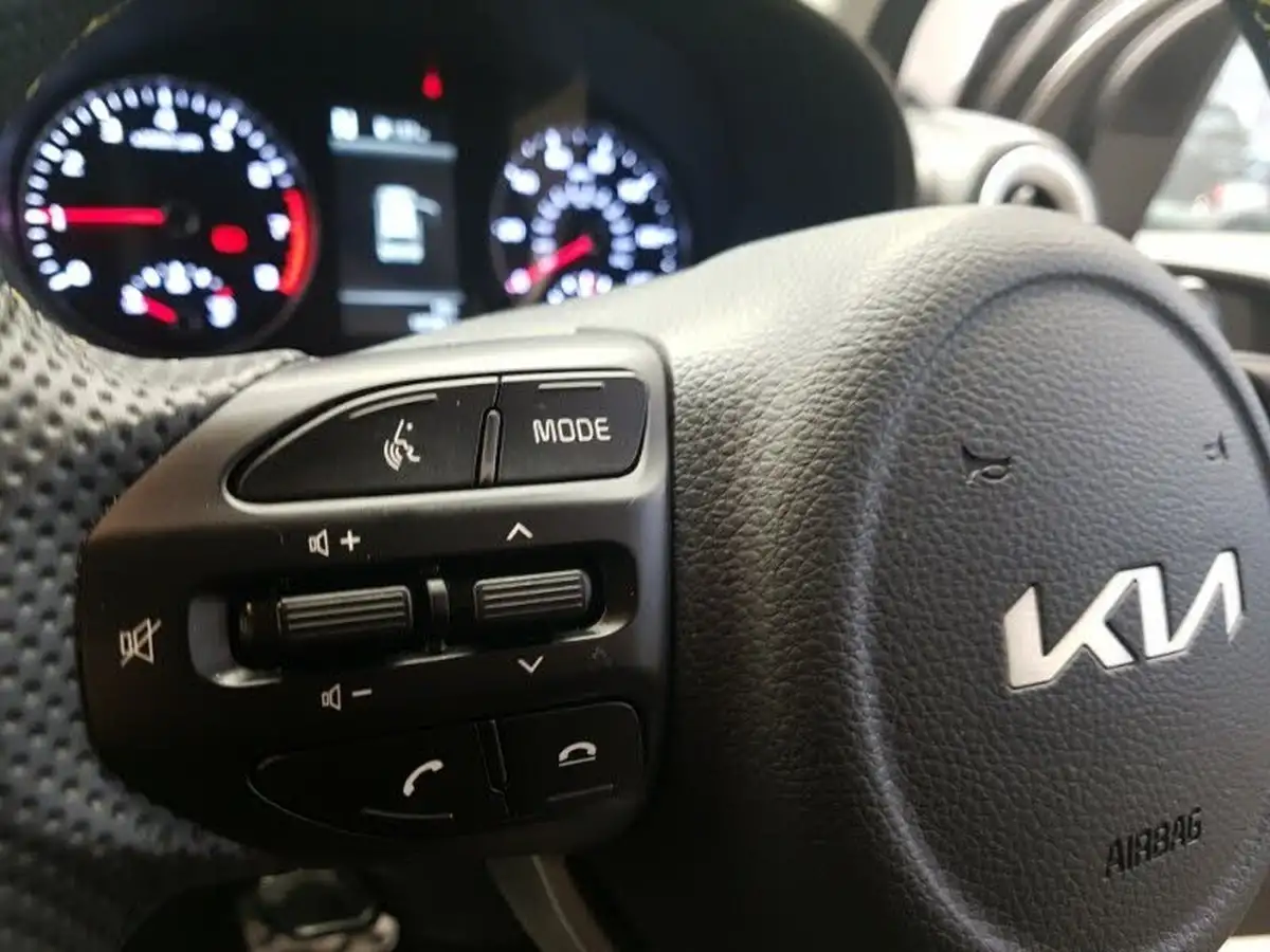 2024-kia-picanto-10-x-line-s-big-14