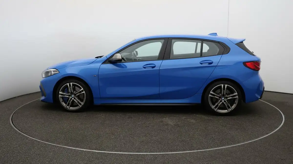 2022-bmw-1-series-20-m135i-xdrive-big-64