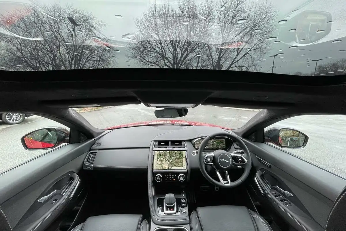 2024-jaguar-e-pace-15-p160-r-dynamic-hse-black-big-2