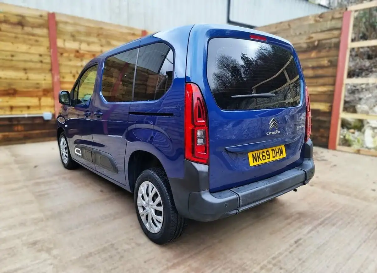 2019-citroen-berlingo-15bluehdi-feel-m-size-130ps-eat8-big-10