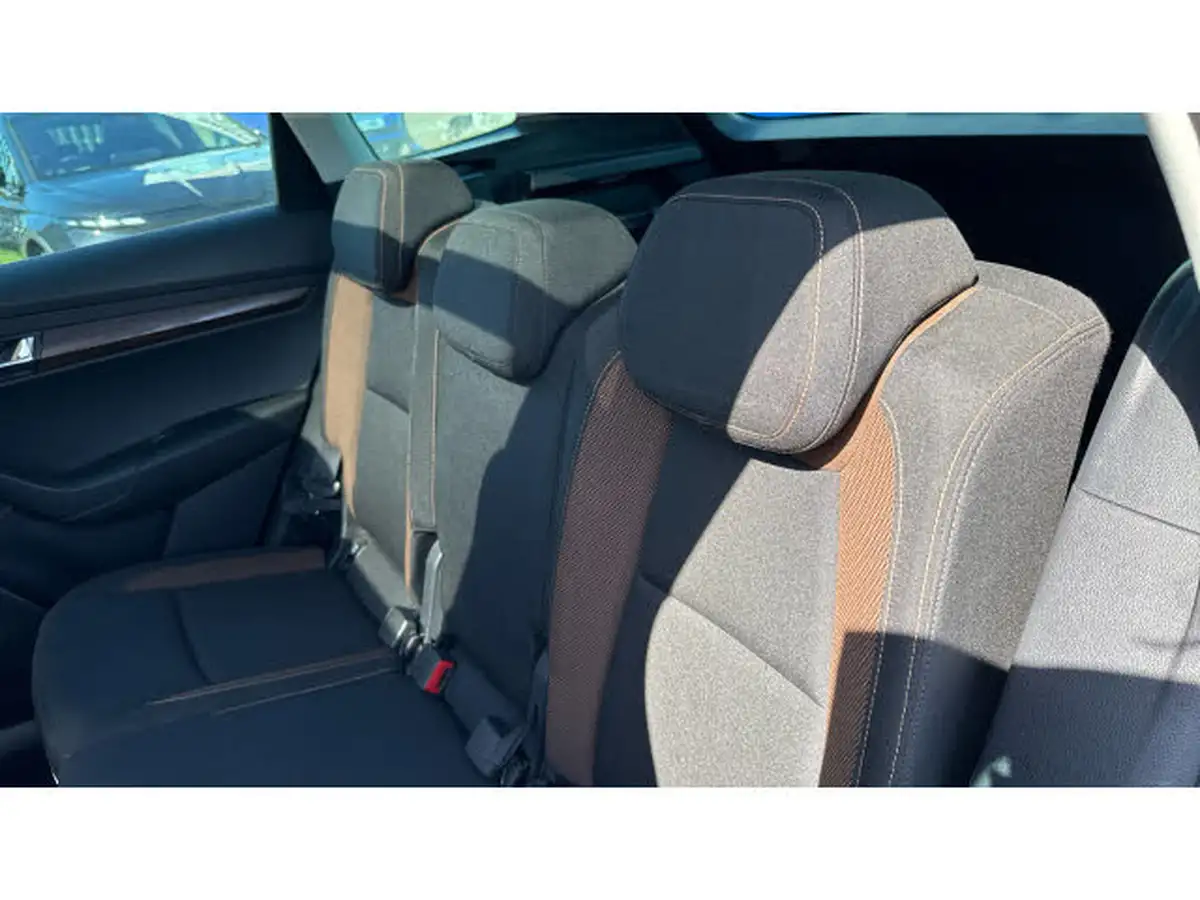 2019-skoda-karoq-20tdi-scout-150ps-big-15
