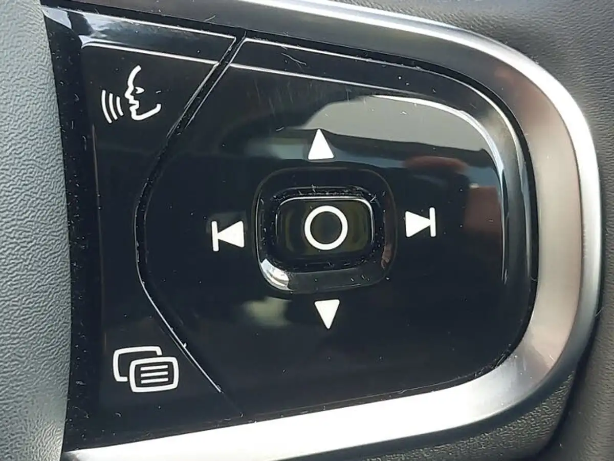 2024-volvo-xc60-20-b5-plus-big-16