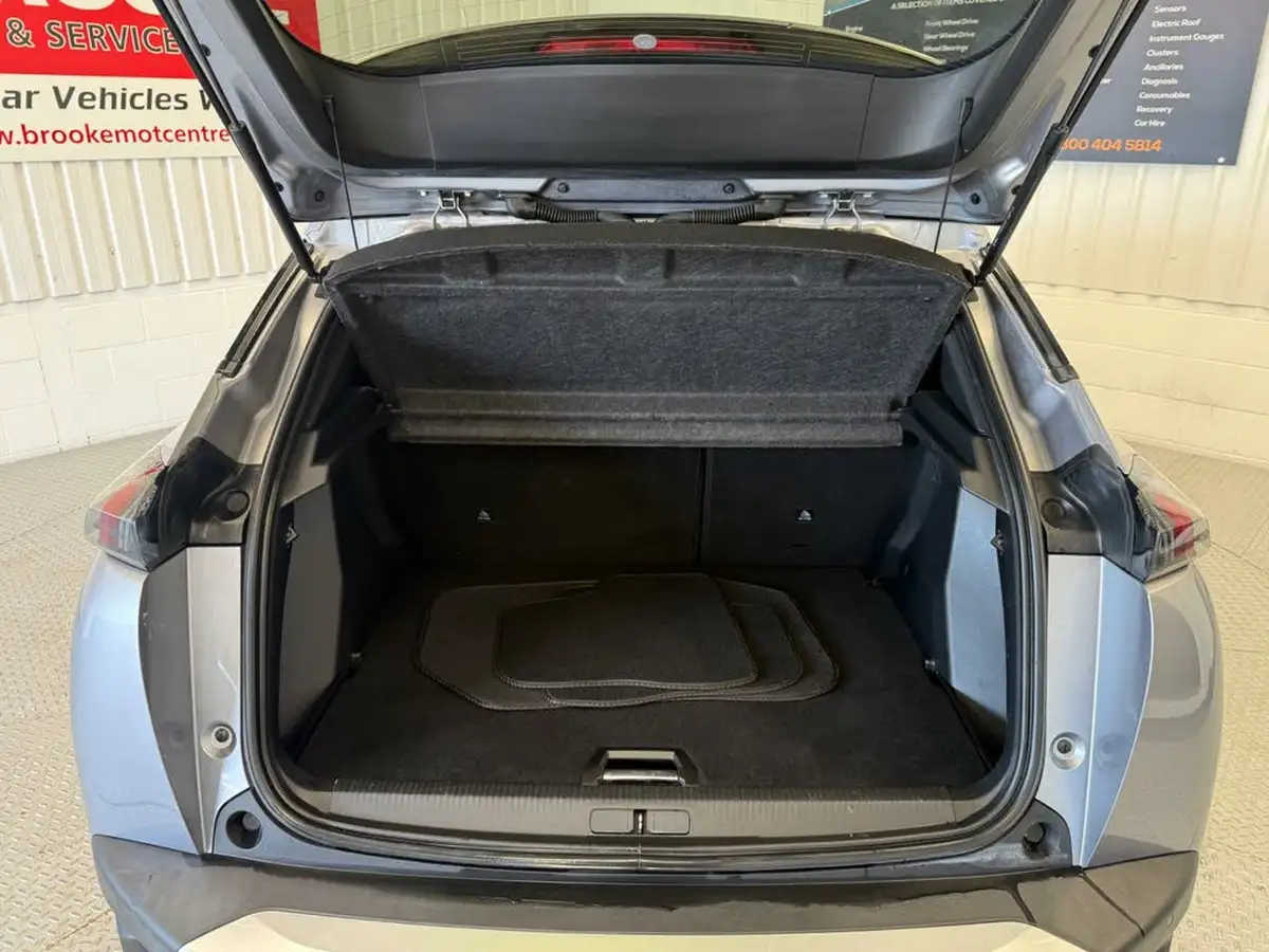 2021-peugeot-2008-suv-12-puretech-allure-130bhp-big-15