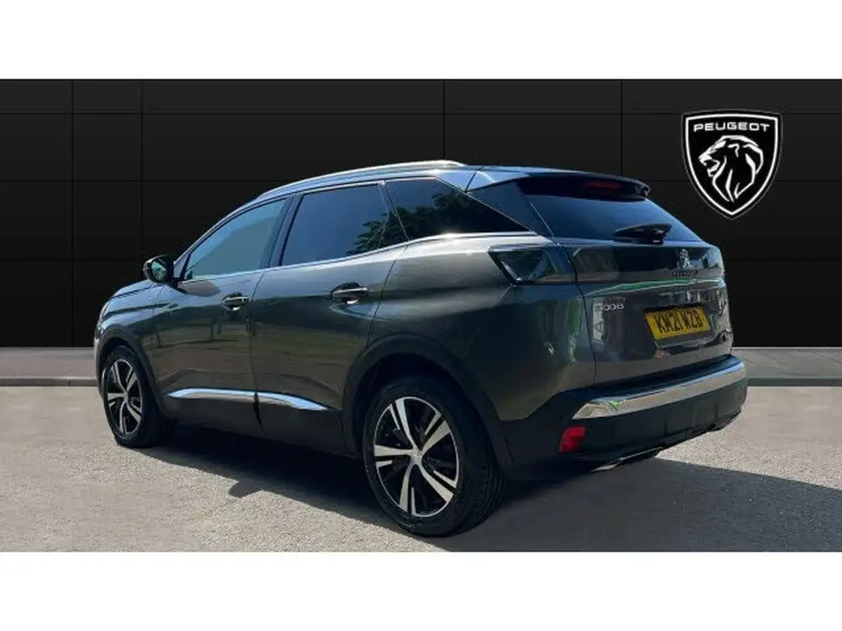 2021-peugeot-3008-suv-12-puretech-gt-eat8-big-1