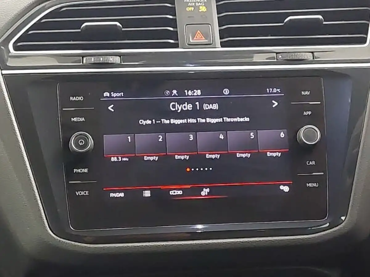 2021-volkswagen-tiguan-big-9
