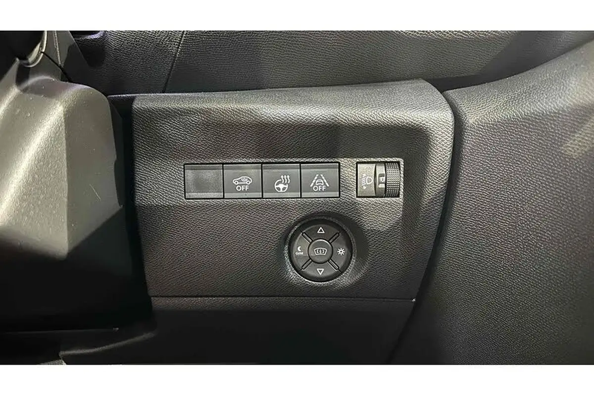 2021-citroen-c4-12-puretech-shine-plus-130ps-big-36