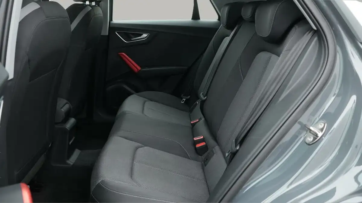 2020-audi-q2-10-30-tfsi-sport-116ps-big-16