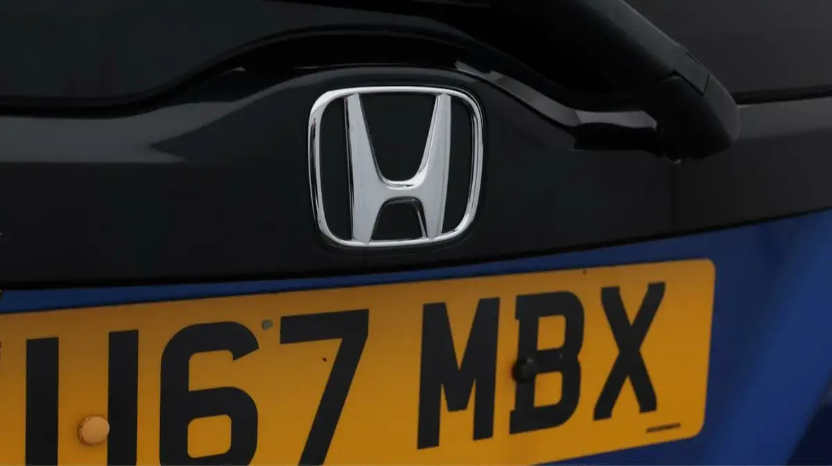 2018-honda-jazz-13-i-vtec-ex-cvt-big-21