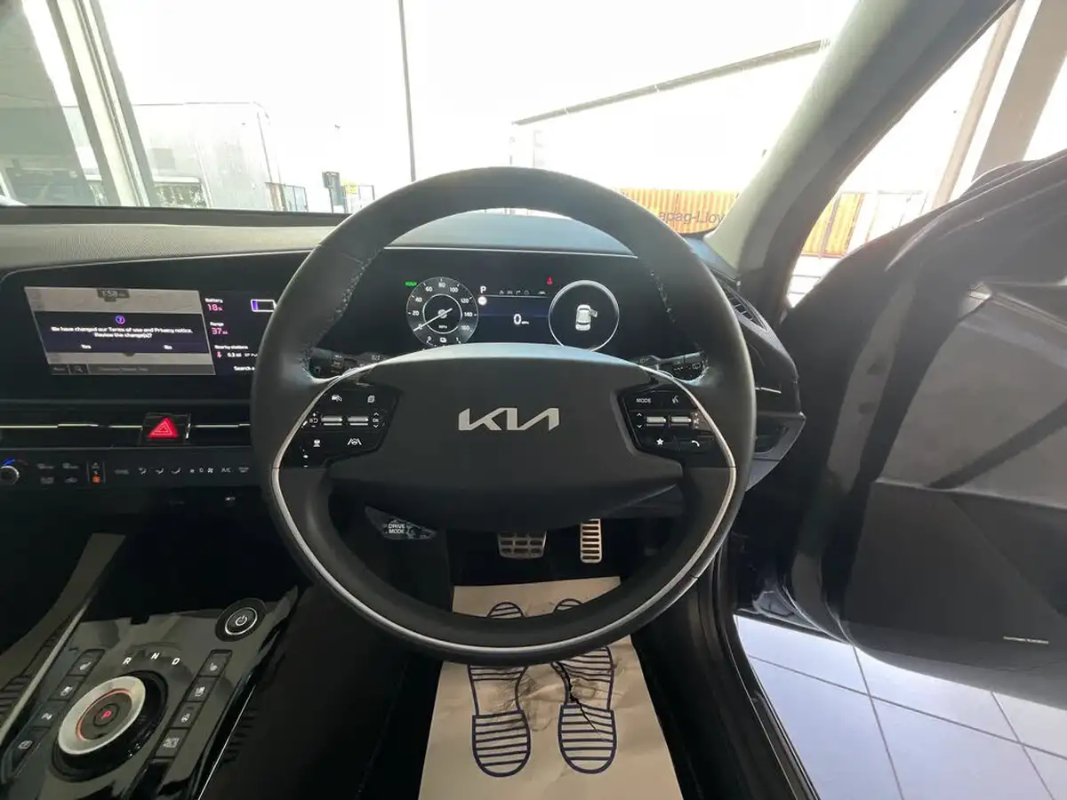 2022-kia-niro-ev-e-4-big-32