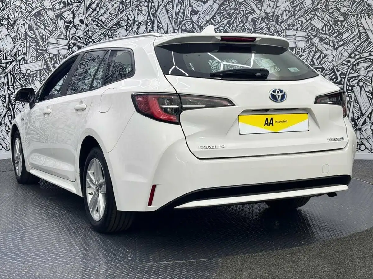 2021-toyota-corolla-18-vvt-i-icon-spare-wheel-touring-sports-5d-big-8