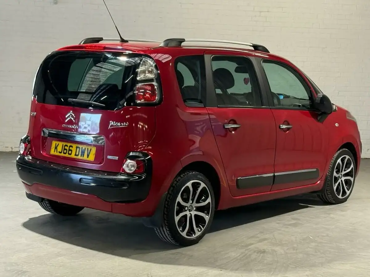2017-citroen-c3-picasso-16bluehdi-platinum-big-34