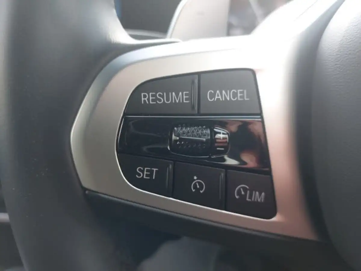 2024-bmw-3-series-20-320i-m-sport-touring-5d-big-15