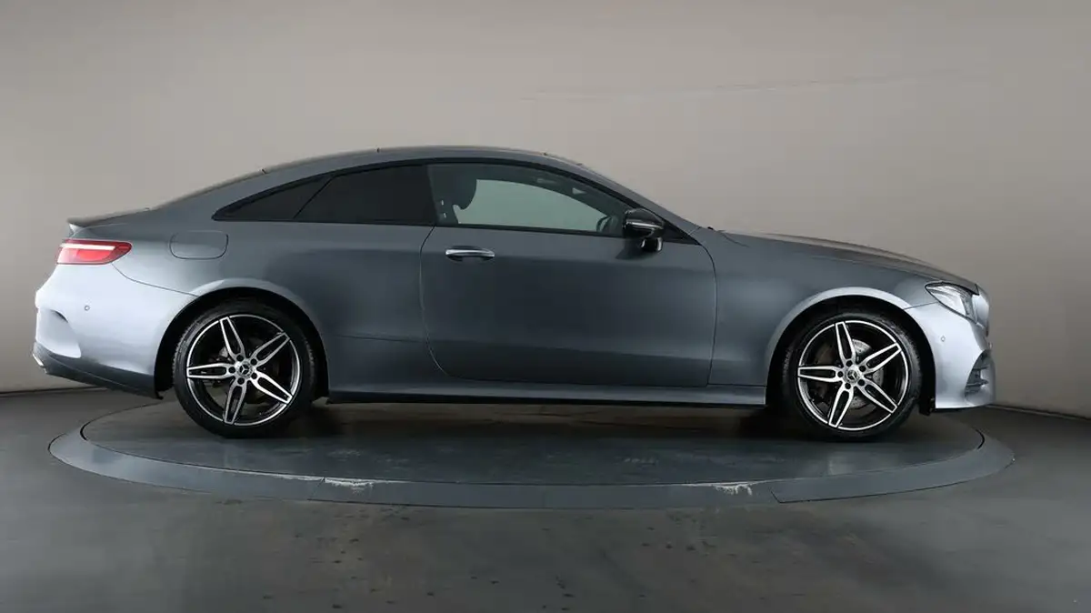 2017-mercedes-benz-e-class-20d-e220d-amg-line-premium-plusss-coupe-2d-big-61