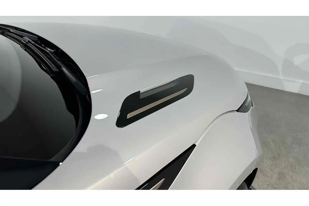 2021-land-rover-range-rover-evoque-15-p300e-r-dynamic-se-big-18