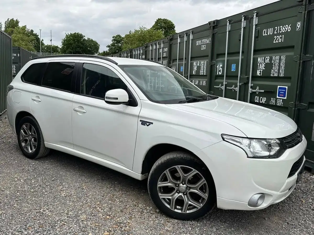 2015-mitsubishi-outlander-20-gx3h-5st-big-7