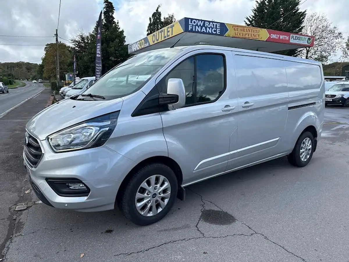 2019-ford-transit-custom-20tdci-300-l2h1-limited-130pseu6-panel-van-big-2