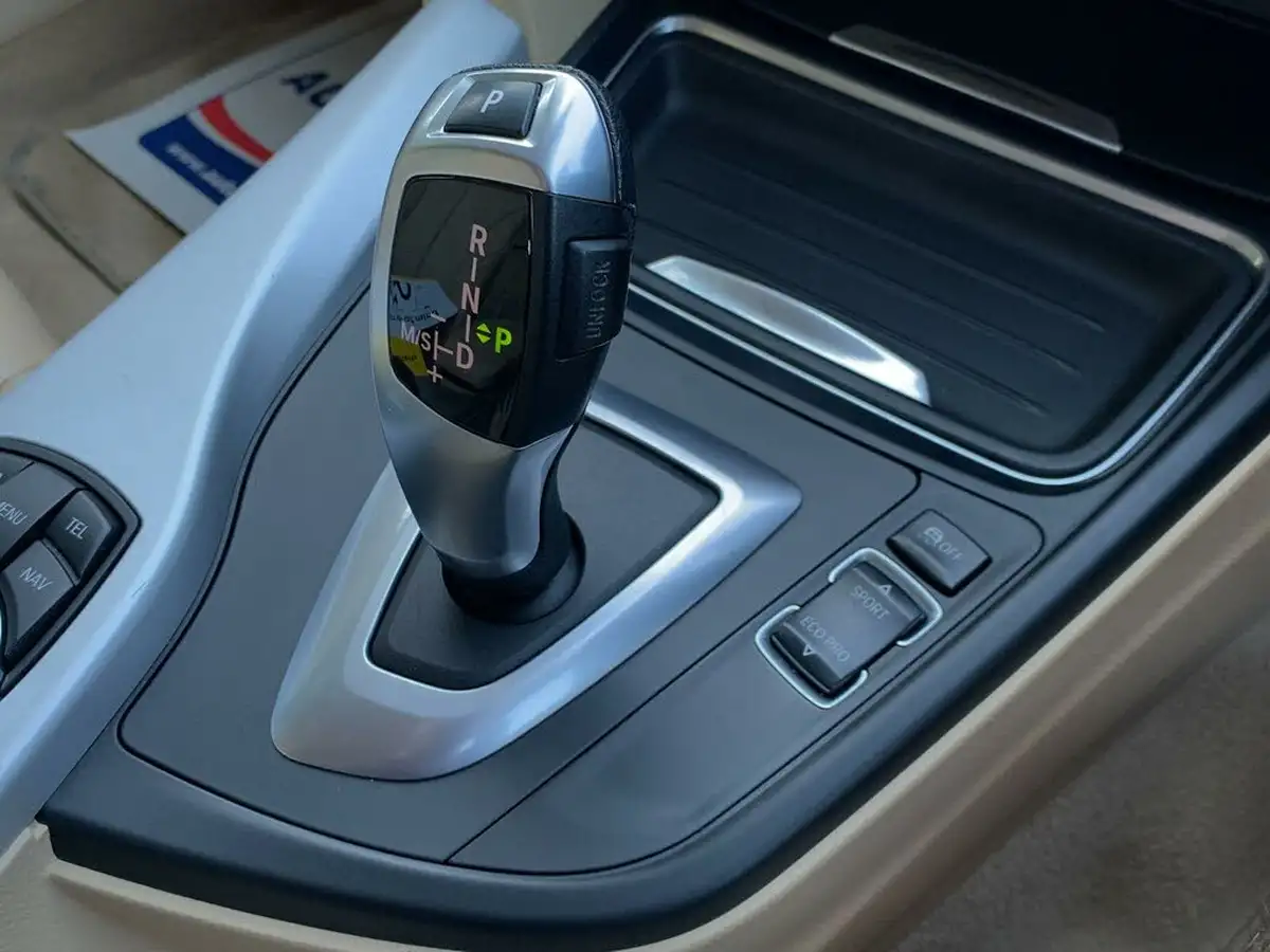 2012-bmw-3-series-20td-320d-se-184bhp-ss-touring-5d-auto-big-6