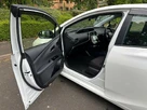 2021-toyota-prius-small-18