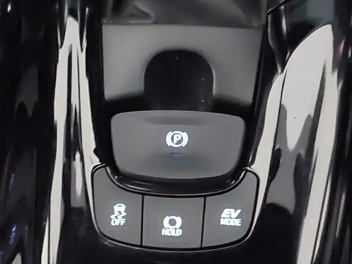 2021-toyota-c-hr-20-vvt-i-design-big-14