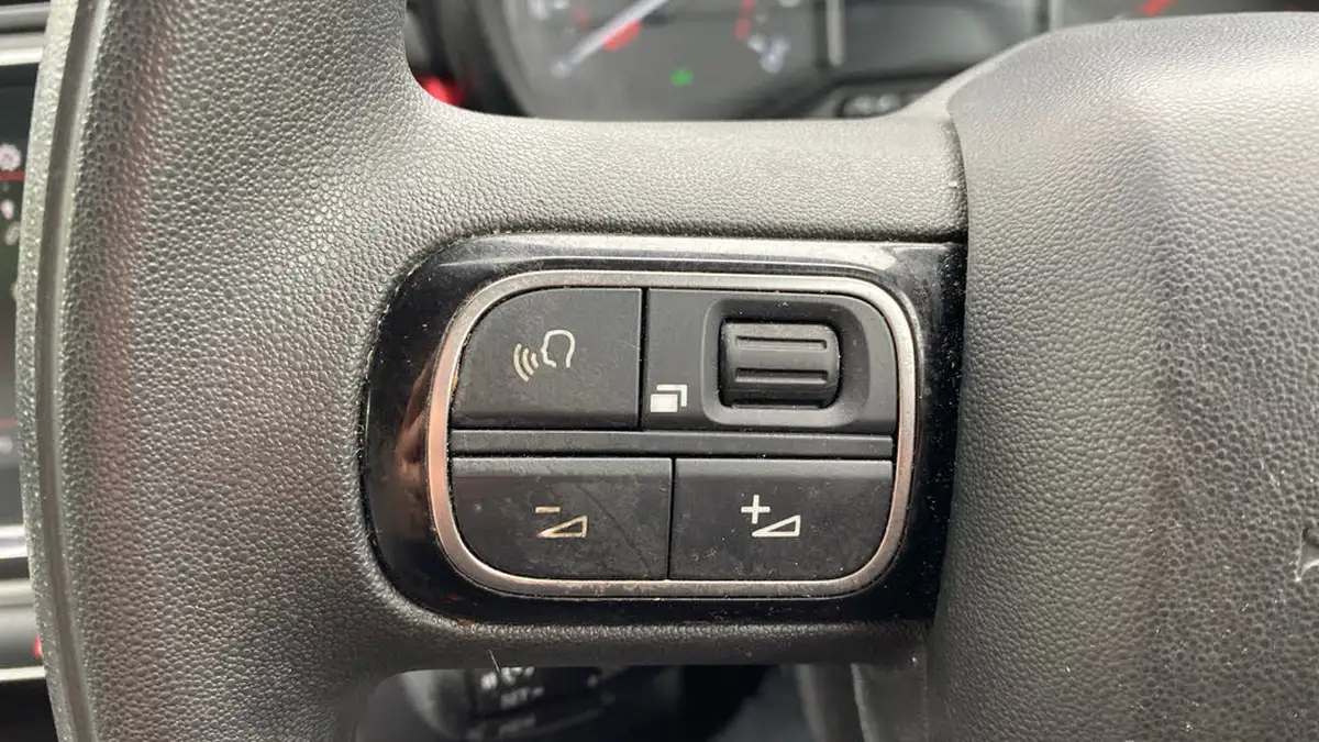 2022-citroen-c3-12-puretech-c-series-big-22