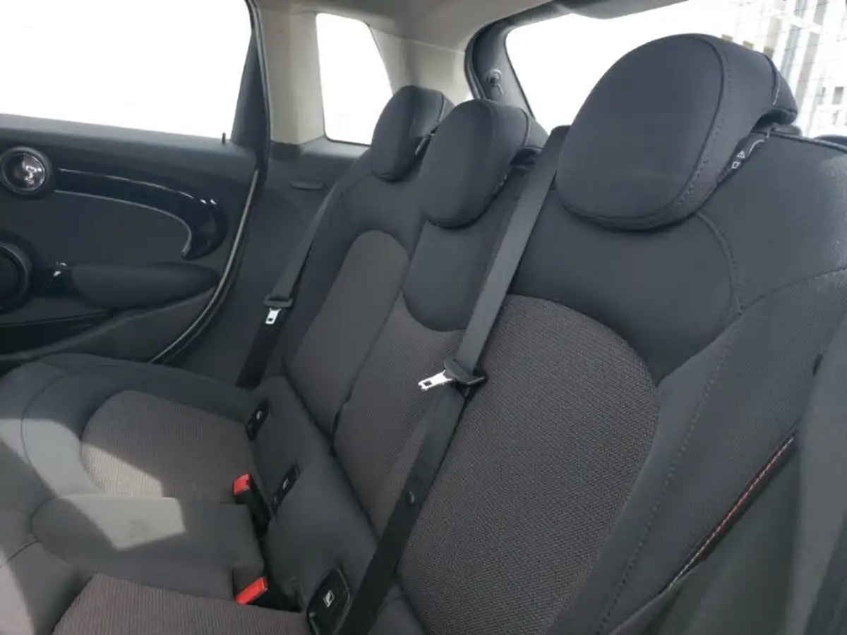 2022-mini-cooper-15-cooper-classic-hatchback-5d-auto-big-5