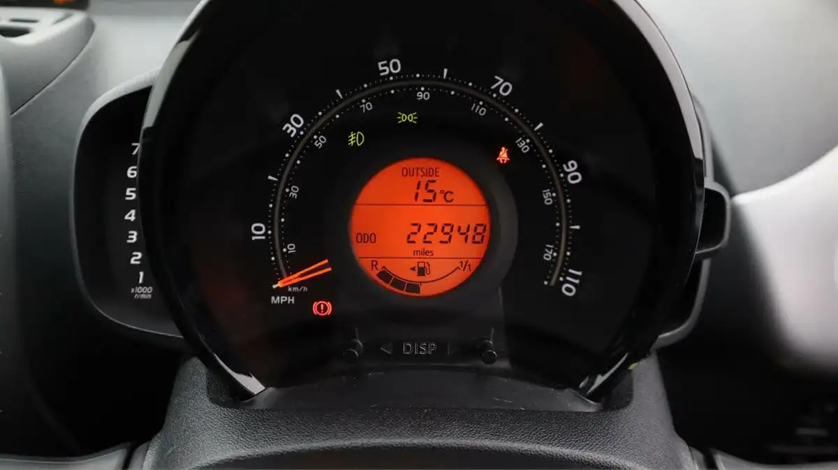 2020-toyota-aygo-10-vvt-i-x-trend-big-10