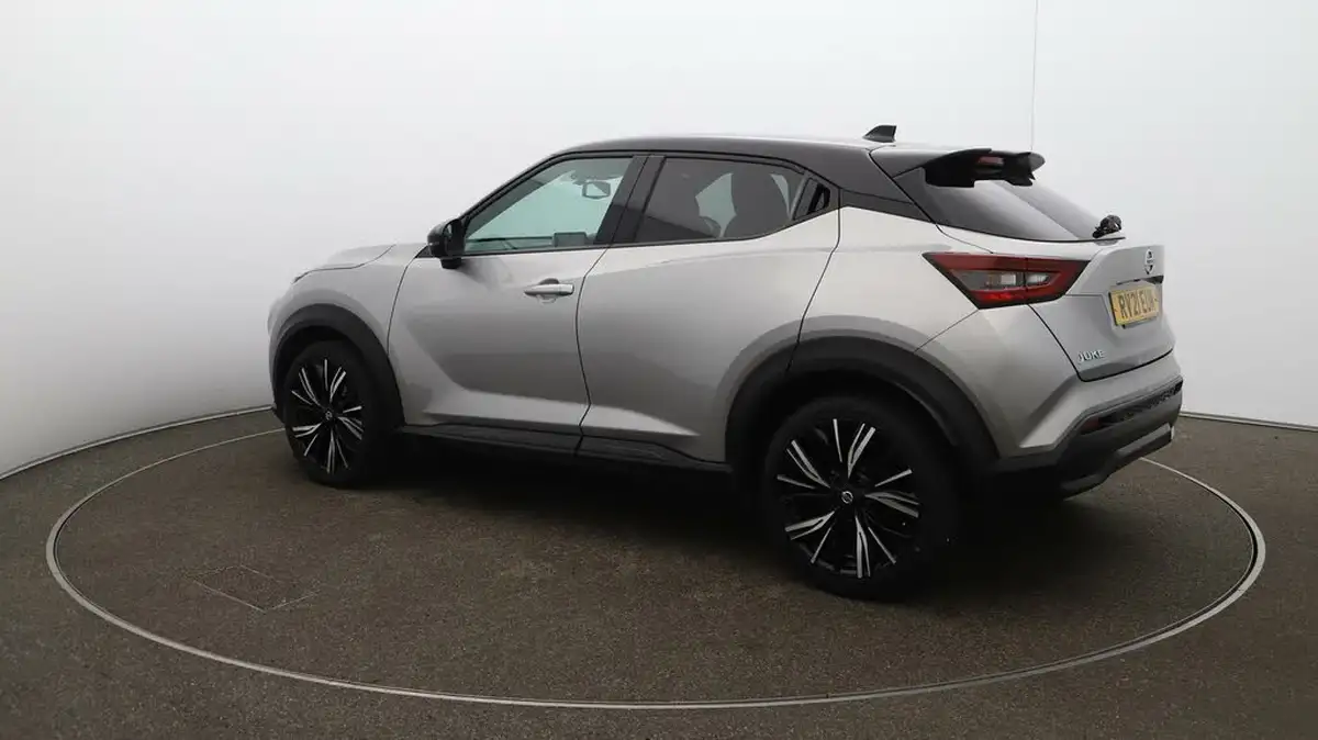 2021-nissan-juke-10-dig-t-tekna-117ps-dct-big-33