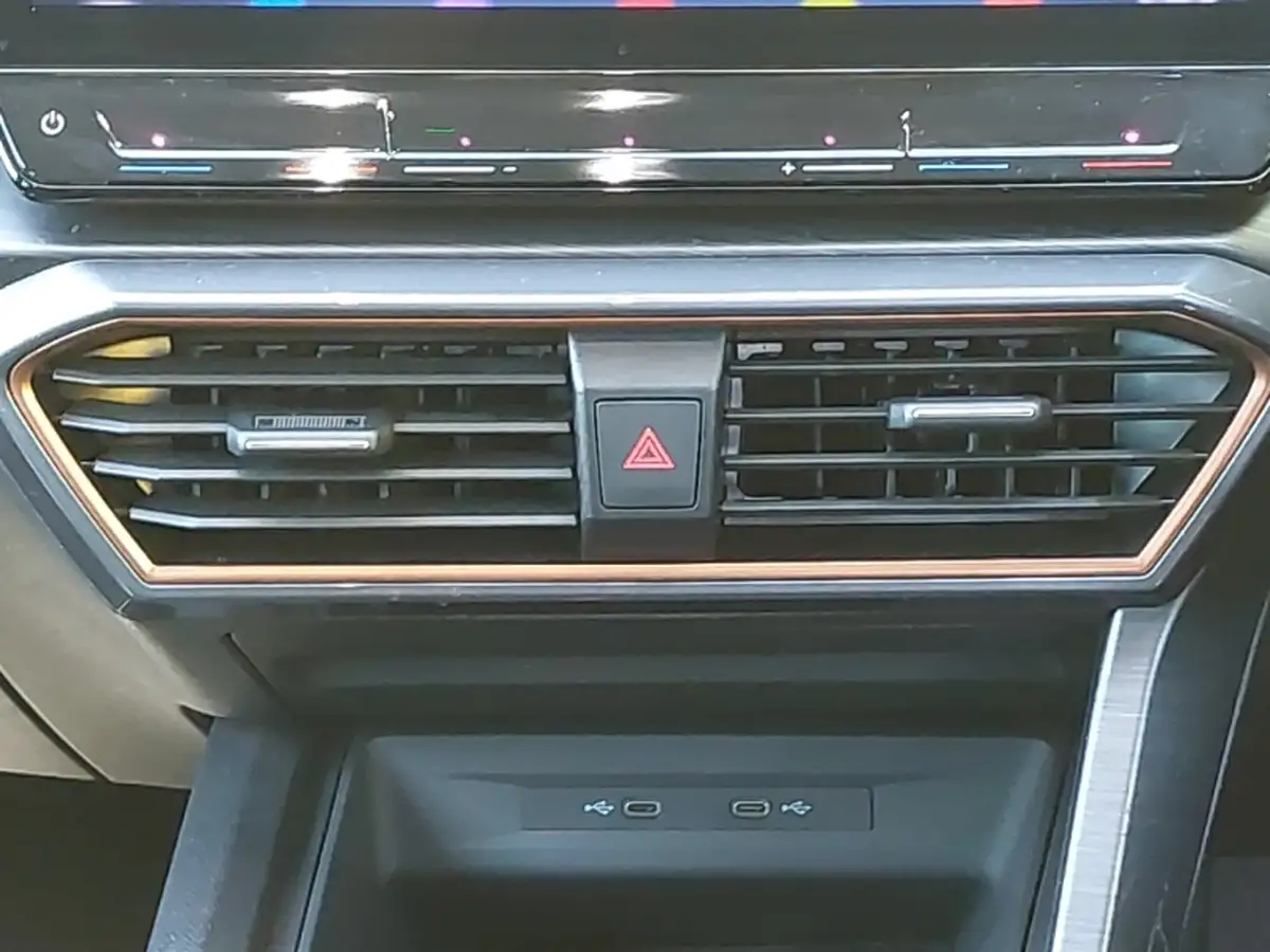 2023-cupra-formentor-15-tsi-v2-dsg-big-10