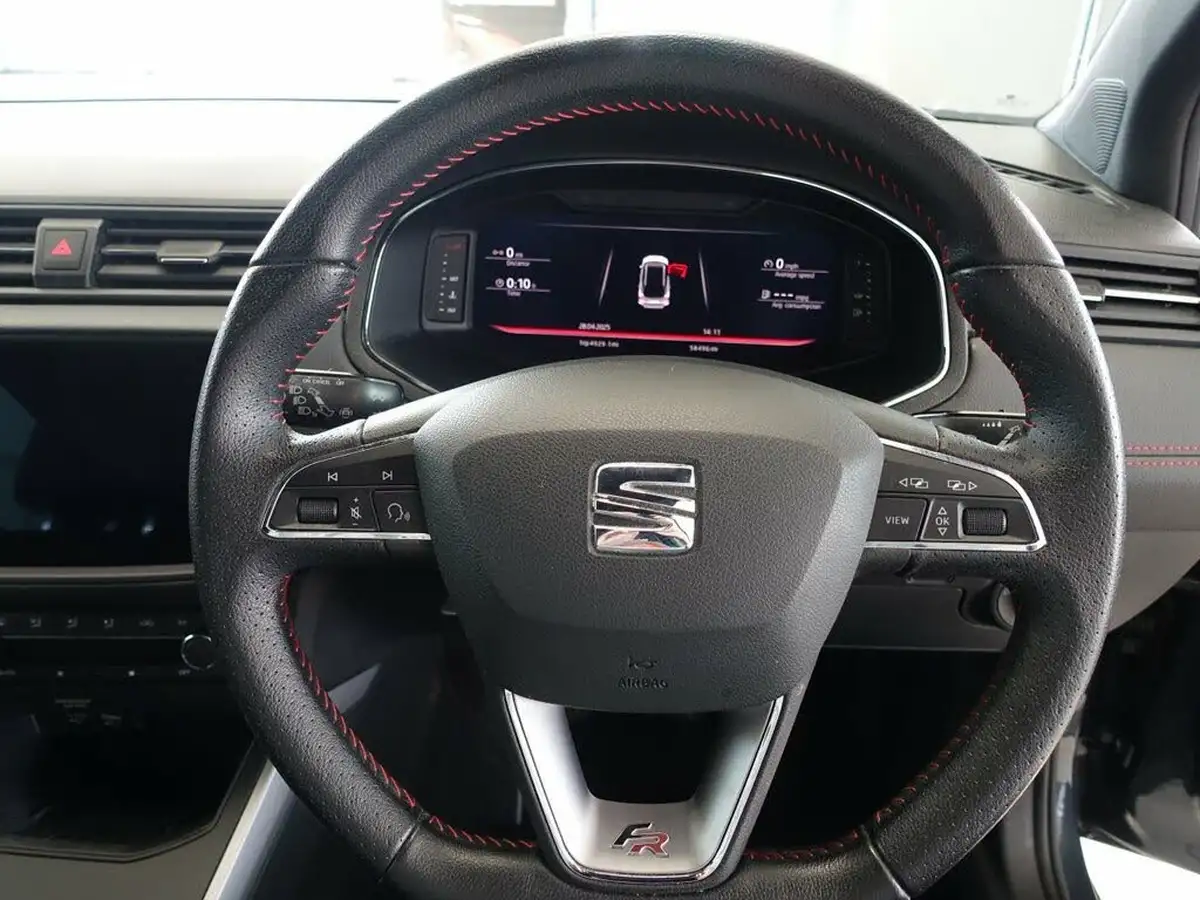 2019-seat-arona-10-tsi-fr-sport-ss-big-17